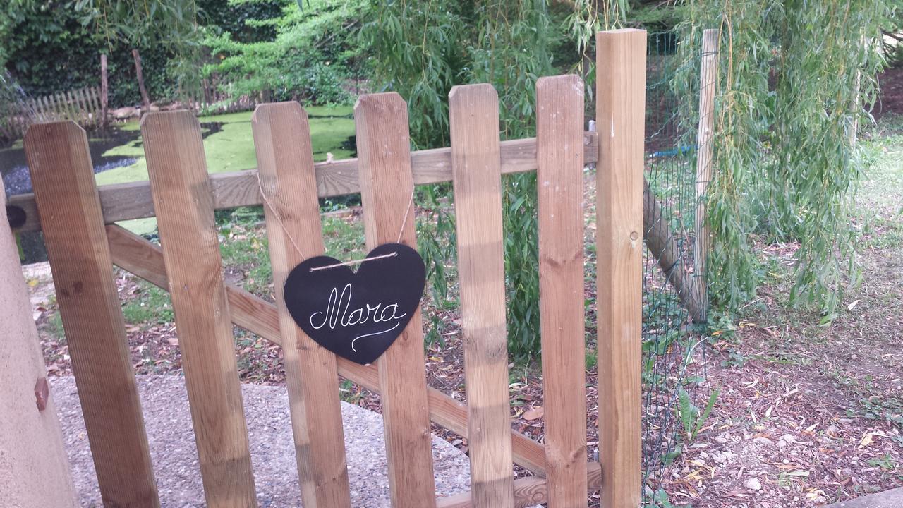 Le Clos D'Any Fontet Bagian luar foto