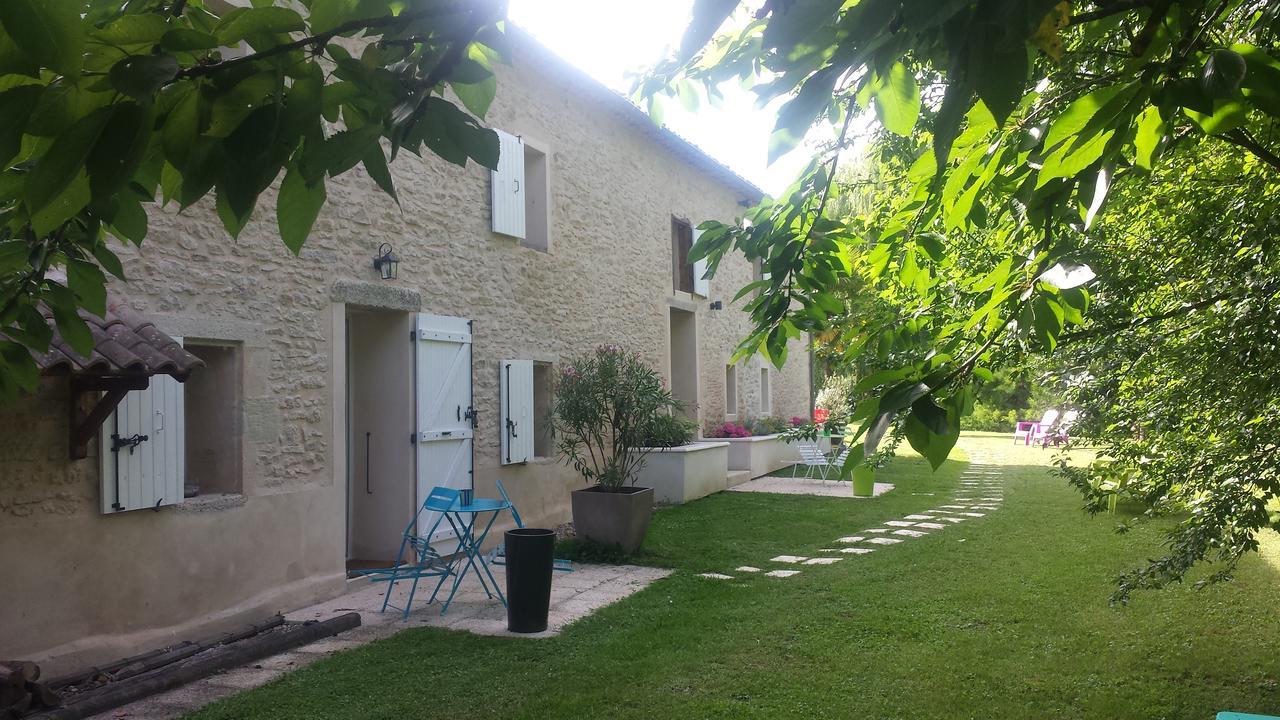 Le Clos D'Any Fontet Bagian luar foto